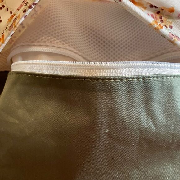 NWT Jujube Large Tote - Picture 10 of 10